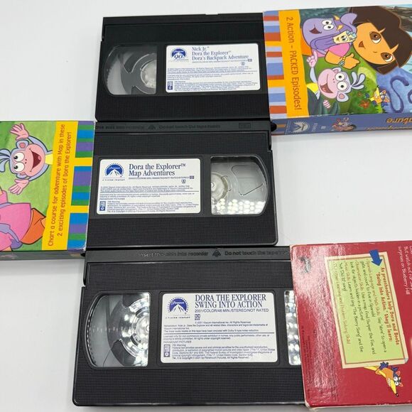 Dora The Explorer VHS Lot of 3 - Map Adventures, Dora’s Backpack Adventures, Swi - Picture 7 of 7